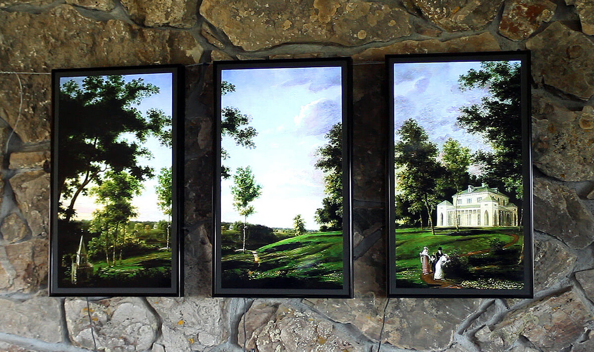 Nimbus Orion 32-inch Digital Art Frames
