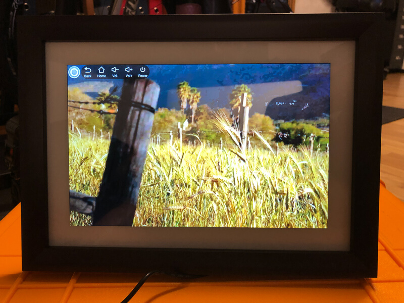 My impression of the Dragon Touch Digital Picture Frame Classic 10 with touch screen, WiFi, and SD/USB 16 My impression of the Dragon Touch Digital Picture Frame Classic 10 with touch screen, WiFi, and SD/USB 16